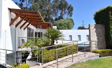 Casa de venta en Urbanización La Viña, Tumbaco, Ecuador.