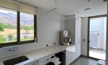 VENTA ESPECTACULAR CASA MEDITERRÁNEA EN LAS BRISAS DE CHICUREO – DISEÑO VANGUARDISTA, LUJO Y FUNCIONALIDAD - 5D + 4B + GRAN SERVICIO + QUINCHO +