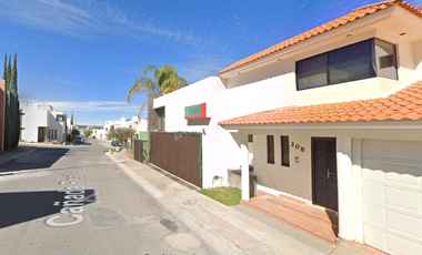 ¡Oportunidad de Inversión! Casa en Remate Bancario Aproveche esta excelente oportunidad de adquisición mediante remate bancario.