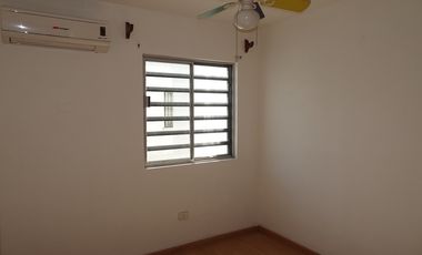 Casa en renta en Privada La Castaña Apodaca NL a unas cuadras de la Av Miguel Alemán