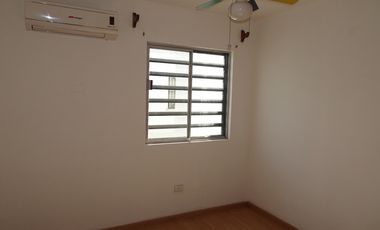 Casa en renta en Privada La Castaña Apodaca NL a unas cuadras de la Av Miguel Alemán