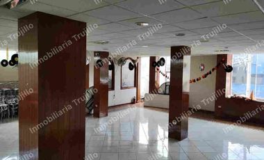 VENDO EDIFICIO DE 3 NIVELES EN ZONA COMERCIAL