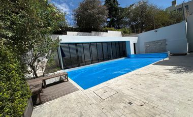 Casa de venta, Cumbayá, cerca al parque central, precio de oportunidad