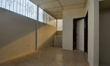 ALQUILO DEPARTAMENTO 4 DORMITORIOS SAUCES 7