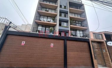 Venta Departamento Moderno C/Balcón+Cochera. Opcional Amoblada