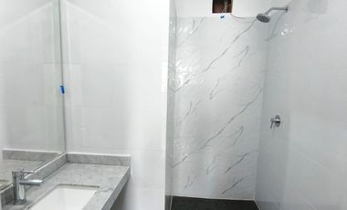 VENTA DE DÚPLEX DE 3 DORMITORIOS CON COCHERA Y DEPÓSITO – URB. CHAMA, SURCO