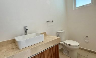 CASA EN VENTA EN METEPEC