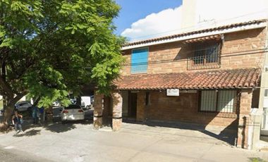 Casa en Renta con Uso de Suelo Comercial, Lomas del Country