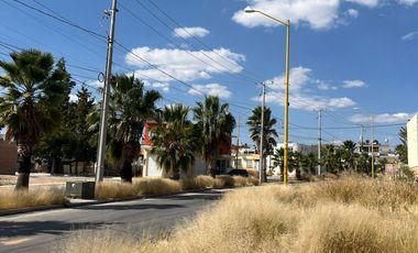 TERRENO EN VENTA EN ESQUINA FRACC LA RIBERA