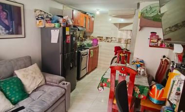 Casa económica en Terragrande 4 Etapa 3 – 4 pisos para remodelar a tu gusto