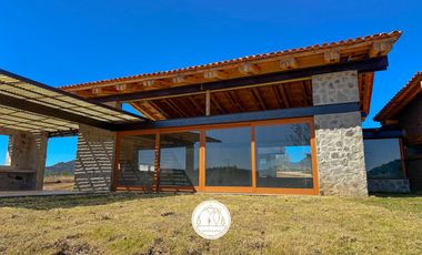 Casa Fraccionamiento Los Reflejos, Tapalpa, Jal.