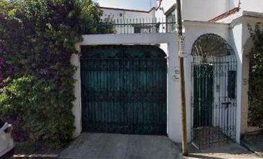 INVIERTE INTELIGEENTE : CASA EN RECUPERACIÓN BANCARIA CON EXELENTE PLUSVALIA