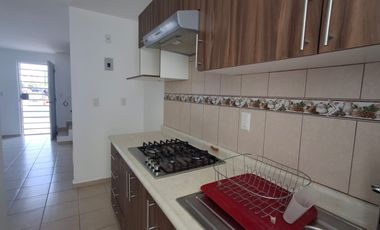 Casa en renta Queretaro en puerta navarra