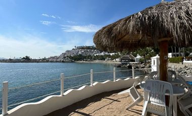 Estudio en renta frente al mar en Playa Sol con acceso directo a la playa