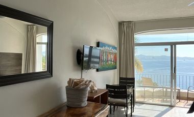 Estudio en renta frente al mar en Playa Sol con acceso directo a la playa