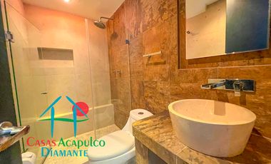 Departamento de playa con terraza y vista al mar