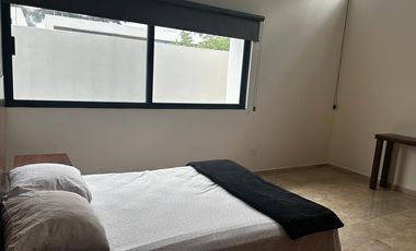 Townhouse en renta en Montebello en Privada Alta Teyra