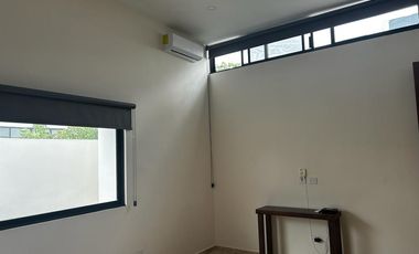 Townhouse en renta en Montebello en Privada Alta Teyra