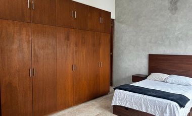 Townhouse en renta en Montebello en Privada Alta Teyra