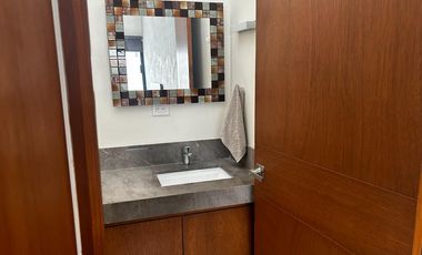 Townhouse en renta en Montebello en Privada Alta Teyra