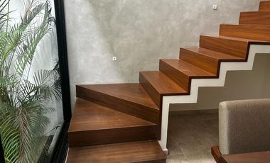 Townhouse en renta en Montebello en Privada Alta Teyra