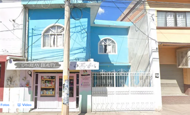 CASA EN VENTA CON LOCAL COMERCIAL EXCELENTE UBICASION PARA NEGOCIO RECUPERACION BANCARIA C. Centenario 222, Zona Centro, 79610 Rioverde, S.L.P.