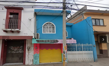 CASA EN VENTA CON LOCAL COMERCIAL EXCELENTE UBICASION PARA NEGOCIO RECUPERACION BANCARIA C. Centenario 222, Zona Centro, 79610 Rioverde, S.L.P.