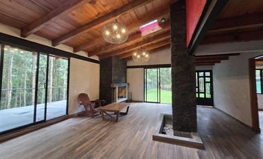 Renta de casa con lago en acatitlán