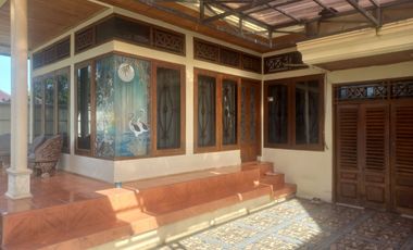 Dijual Rumah 2 Lantai Lokasi Strategis di Pusat Kota Sumedang