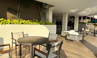 Venta: Exclusivo Departamento en Conjunto, Vista Panorámica - Vía a La Costa