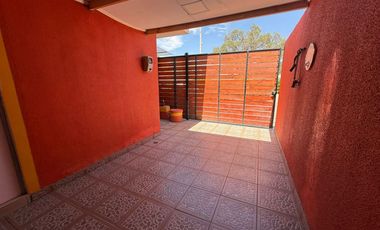 HERMOSA CASA EN CONDOMINIO EN CALAMA