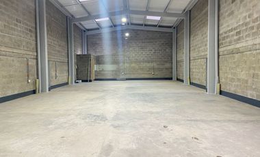 Bodega en Arriendo en Calle Larga Sabaneta Antioquia