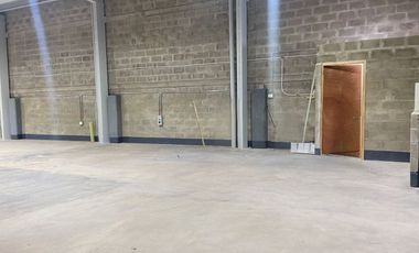 Bodega en Arriendo en Calle Larga Sabaneta Antioquia