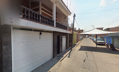 CASA CON LOCAL COMERCIAL EN VENTA EN APASEO EL ALTO, GTO. REMATE BANCARIO EN EXCELENTE UBICACIÓN Y CON GRAN PLUSVALÍA.