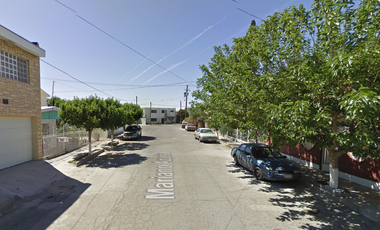 Pocos saben cómo entrar… tú estás a punto!! Venta de amplia y linda casa en remate bancario, Mariano Azuela, Reforma, 32380 Juárez, Chihuahua..