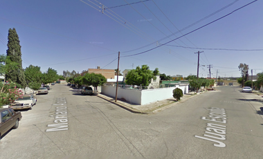 Pocos saben cómo entrar… tú estás a punto!! Venta de amplia y linda casa en remate bancario, Mariano Azuela, Reforma, 32380 Juárez, Chihuahua..