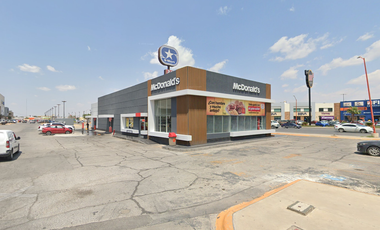 Pocos saben cómo entrar… tú estás a punto!! Venta de amplia y linda casa en remate bancario, Mariano Azuela, Reforma, 32380 Juárez, Chihuahua..