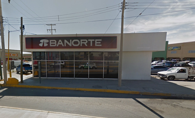 Pocos saben cómo entrar… tú estás a punto!! Venta de amplia y linda casa en remate bancario, Mariano Azuela, Reforma, 32380 Juárez, Chihuahua..