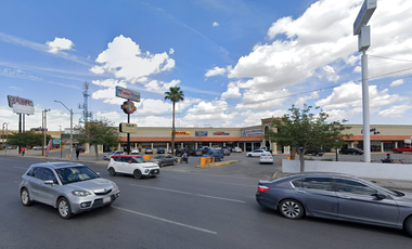 Pocos saben cómo entrar… tú estás a punto!! Venta de amplia y linda casa en remate bancario, Mariano Azuela, Reforma, 32380 Juárez, Chihuahua..