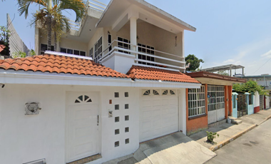 VENTA DE CASA EN Col. LOS NARANJOS, TAPACHULA DE CÓRDOVA Y ORDÓÑEZ