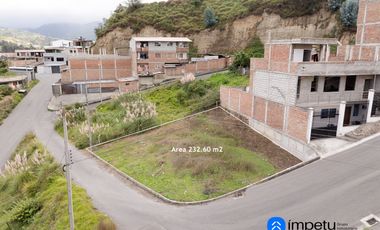 En venta lote esquinero en las Pitas