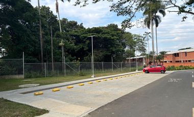 VENTA DE HERMOSA CASA EN CONDOMINI0 ENTREVIENTOS-JAMUNDI