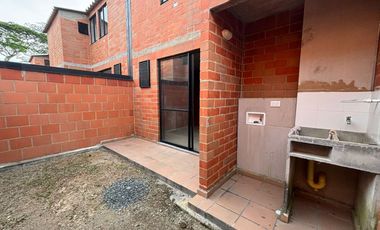 VENTA DE HERMOSA CASA EN CONDOMINI0 ENTREVIENTOS-JAMUNDI