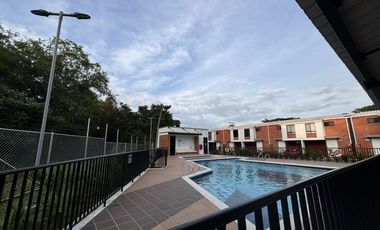 VENTA DE HERMOSA CASA EN CONDOMINI0 ENTREVIENTOS-JAMUNDI