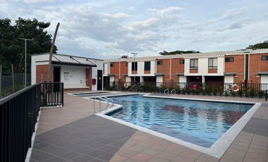 VENTA DE HERMOSA CASA EN CONDOMINI0 ENTREVIENTOS-JAMUNDI