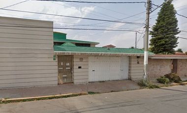 Casa en Venta de 2 niveles, Ojo de agua, Estado de Mexico