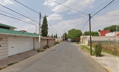 Casa en Venta de 2 niveles, Ojo de agua, Estado de Mexico