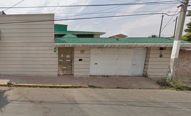 Casa en Venta de 2 niveles, Ojo de agua, Estado de Mexico