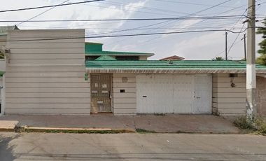 Casa en Venta de 2 niveles, Ojo de agua, Estado de Mexico