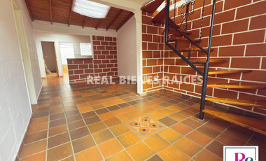 Casa para arriendo en unidad abierta